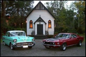 Mustang-Chauffeured-Cars-Wedding-Cars-6-500x331