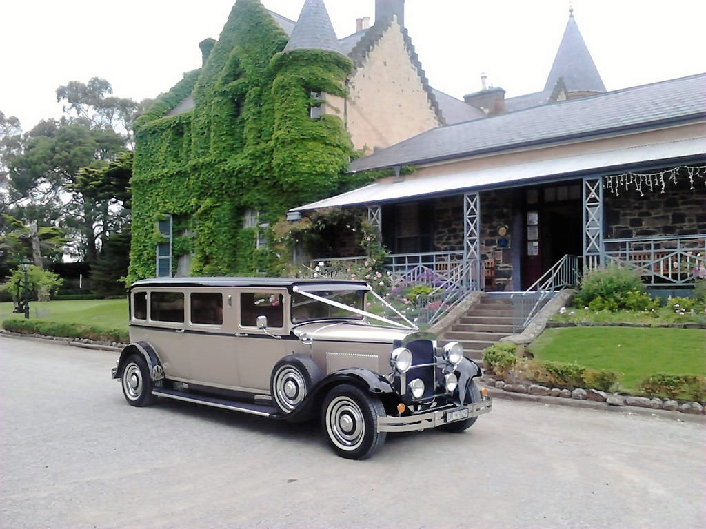 top 10 wedding limousines for 2019