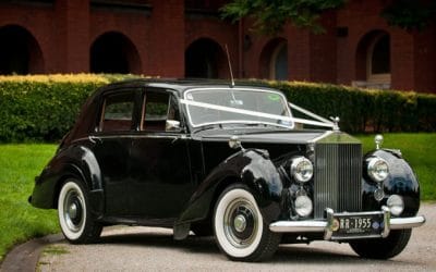 Luxury Wedding Cars for Your Wedding Day