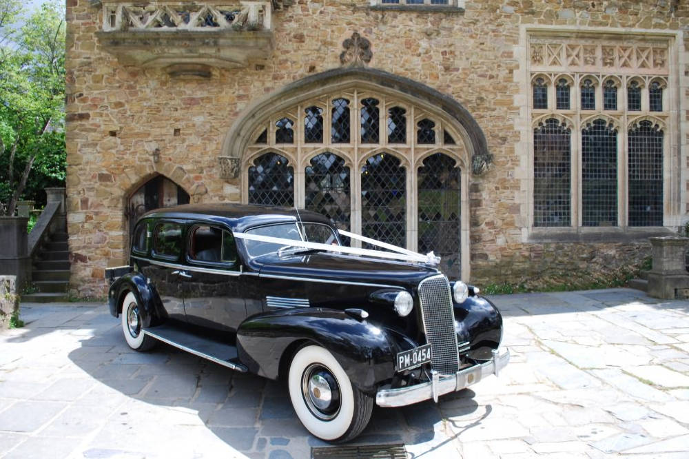CLASSIC CAR 7 1937 Black Bu Cadi Cadillac